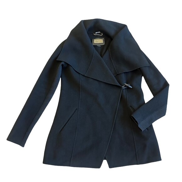 Mackage Black Asymmetrical Coat jacket Toggle Closure Oversized Collar Size XS - Picture 1 of 11